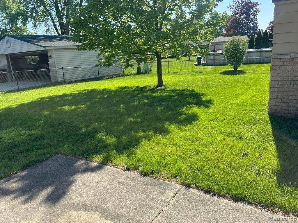 Livonia, MI 48154,14127 MARIE Street