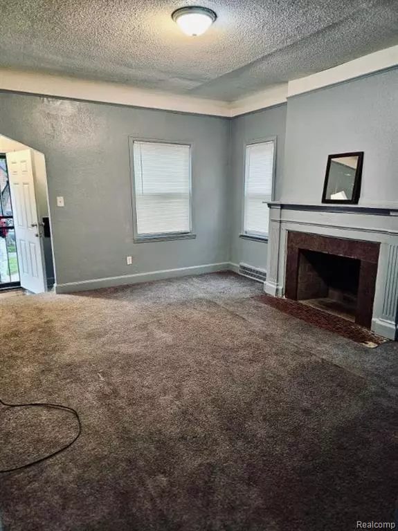 Detroit, MI 48224,9930 BALFOUR Road