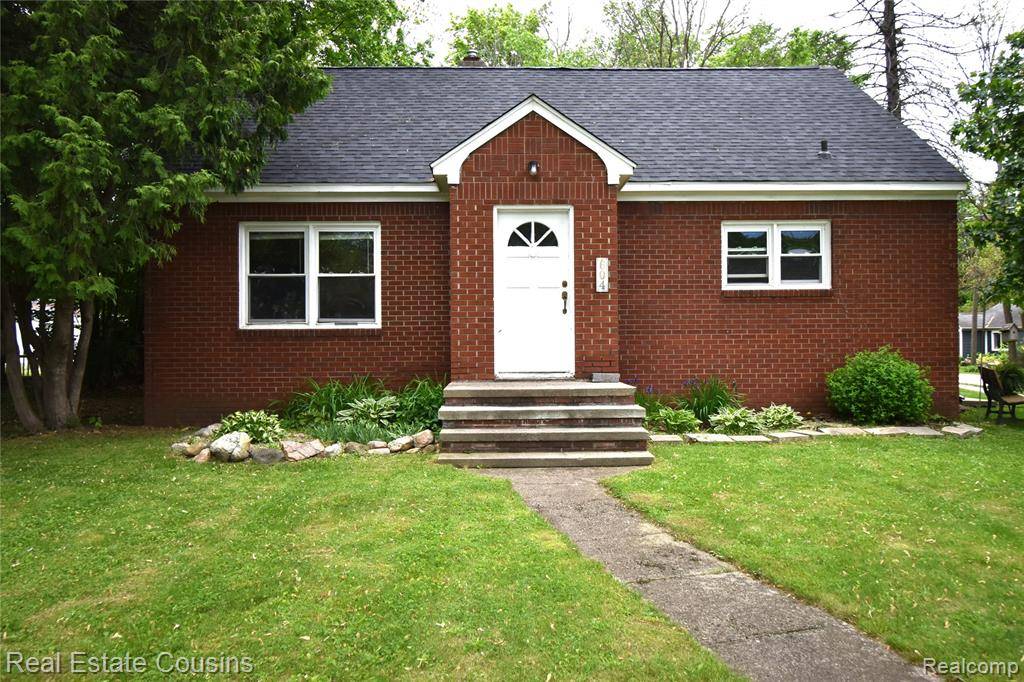 Howell, MI 48843,604 MAPLE Street