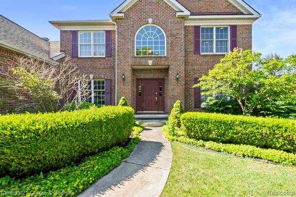 Novi, MI,49255 Braeburn Lane
