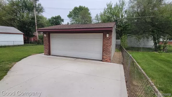 Sterling Heights, MI 48314,11363 FARTHING Drive