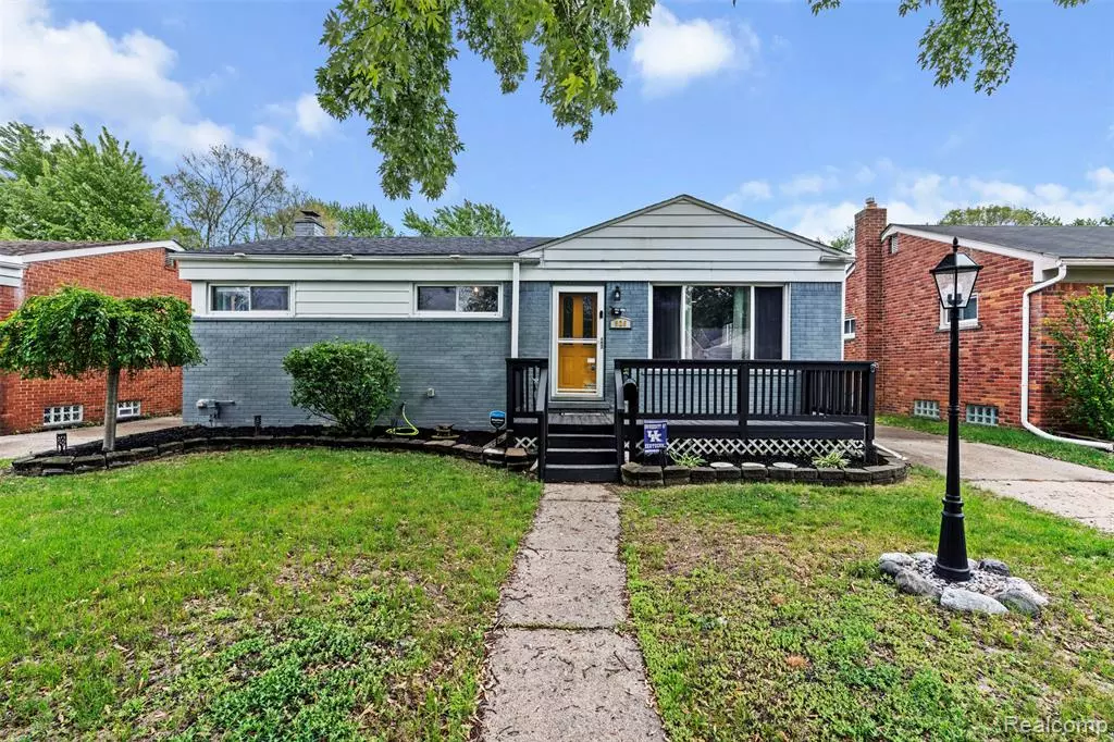 Madison Heights, MI 48071,926 Parliament Avenue