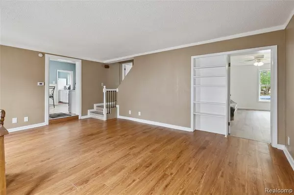 Bay City, MI 48706,107 FRANK Street