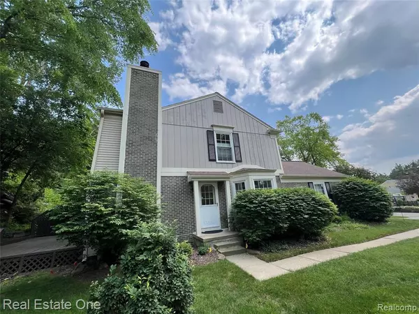 1564 Gas Light Lane, Rochester Hills, MI 48306