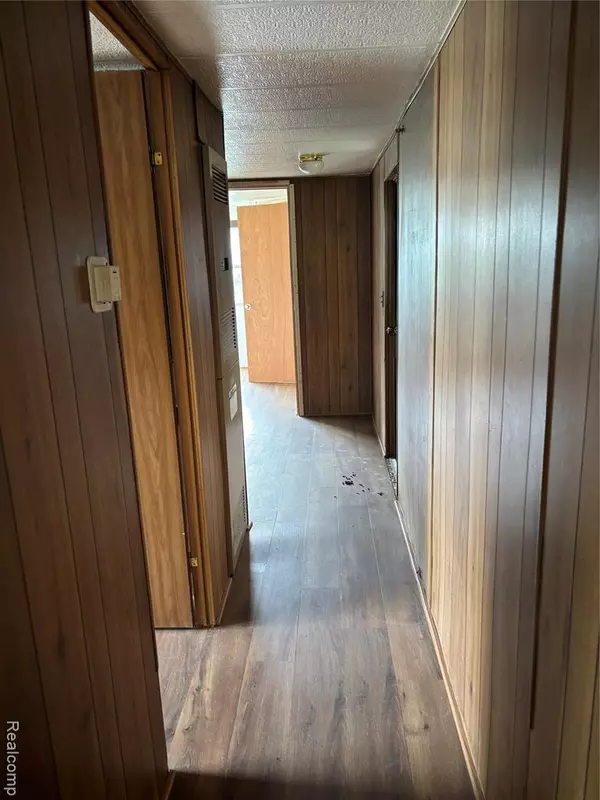 Flint, MI 48507,2455 Laura Drive