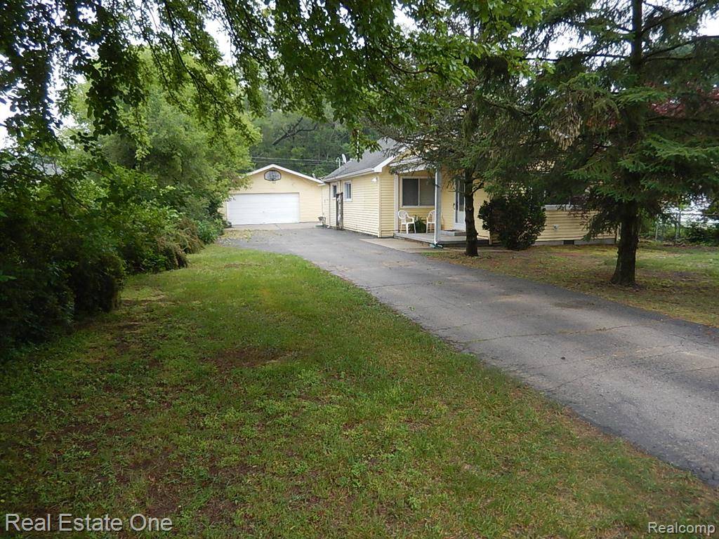 Livonia, MI 48150,10790 STARK Road