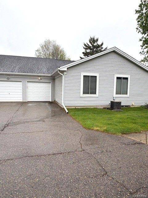Flint, MI 48507,1376 LEISURE Drive