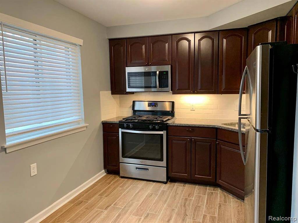 Madison Heights, MI 48071,29209 TESSMER