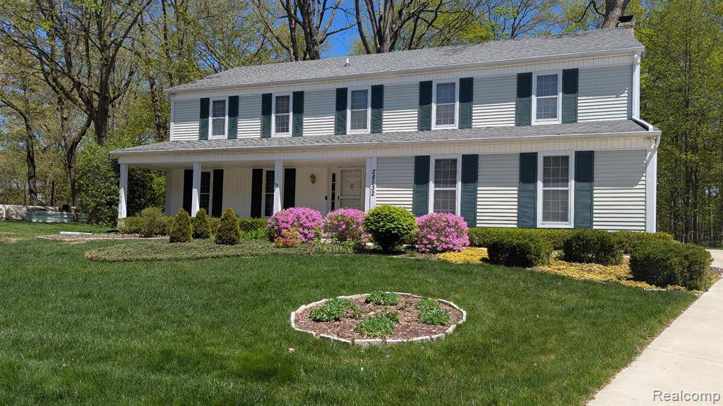 Farmington Hills, MI 48331,28532 Perryville Way