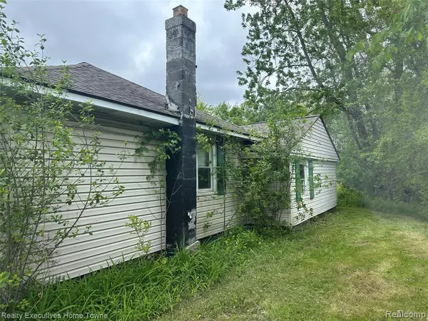Port Huron, MI 48060,4466 Dove Road