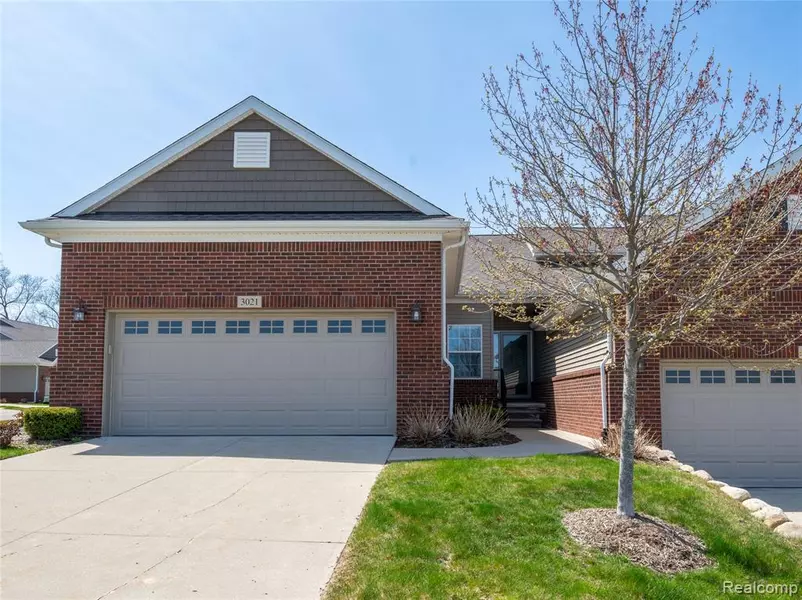 3021 Berkshire Road, Auburn Hills, MI 48326