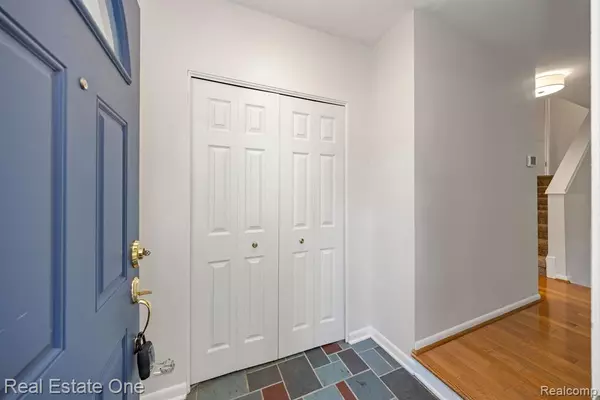 Beverly Hills, MI 48025,16210 MARGUERITE Street