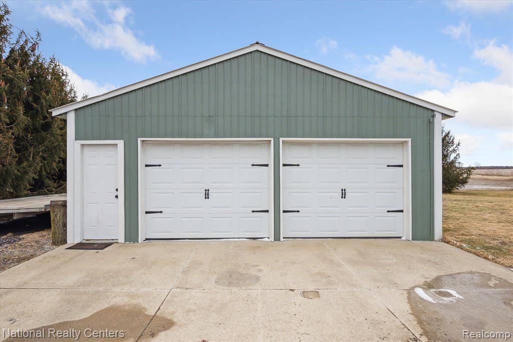 Fowlerville, MI 48836,2020 Nicholson Road