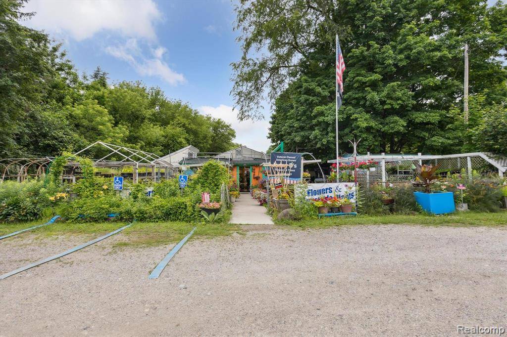 Clio, MI 48420,9083 N Clio Road