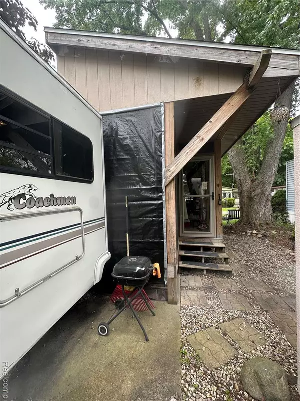 Durand, MI 48429,10001 Goodall