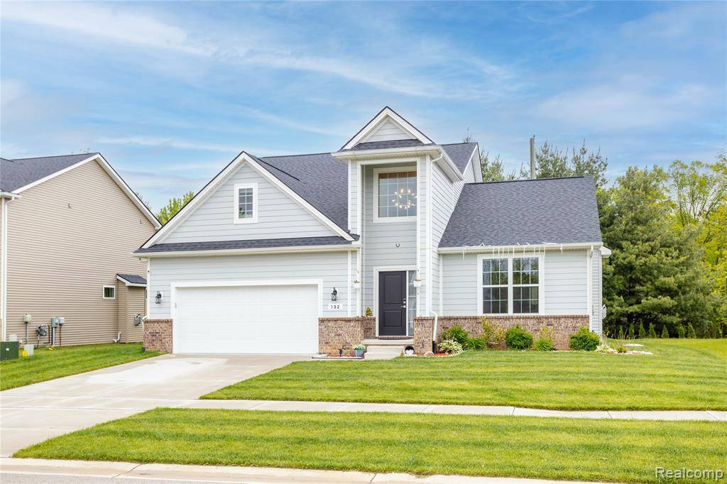 Walled Lake, MI 48390,132 Copper Ridge Court