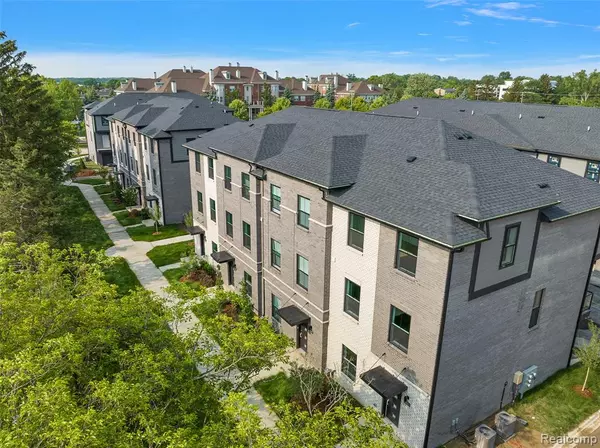 Troy, MI 48084,2817 Summers Place