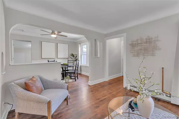 Saint Clair Shores, MI 48080,21612 Harper Lake Avenue