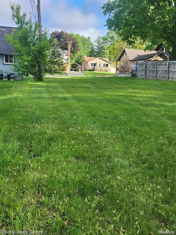 Walled Lake, MI 48390,138 Welfare Boulevard