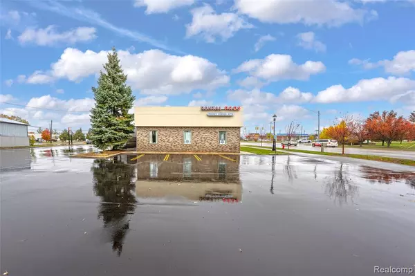 Auburn Hills, MI 48326,1989 N Opdyke Road