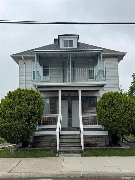 9633 Buffalo Street, Hamtramck, MI 48212