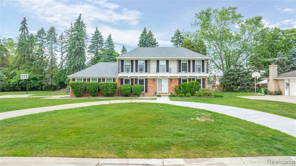 West Bloomfield, MI,3072 Brewster
