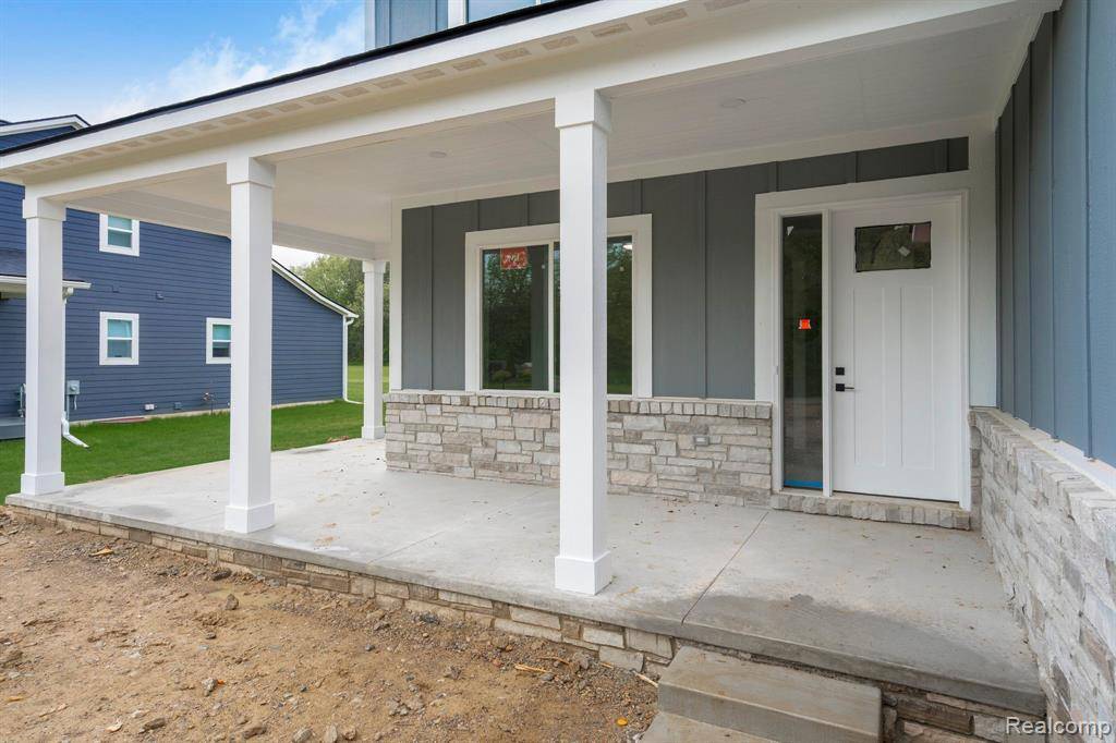 Waterford, MI 48328,1439 Merry Road