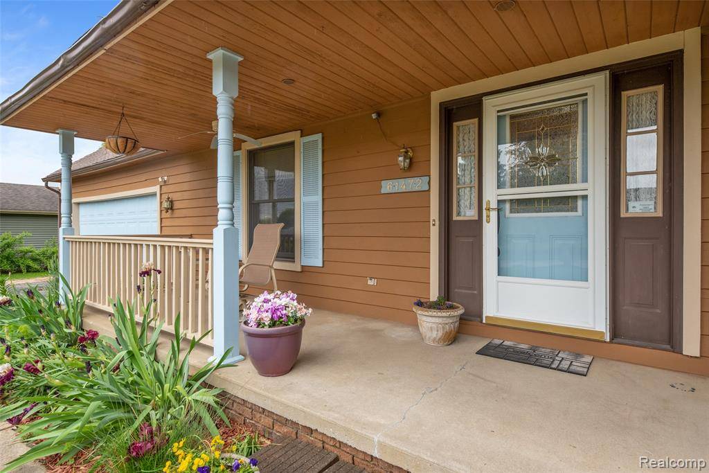 South Lyon, MI 48178,61472 Tayberry Circle