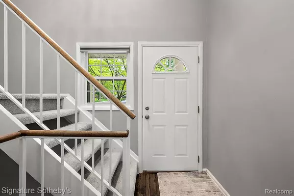 Troy, MI 48098,1652 Brentwood Drive