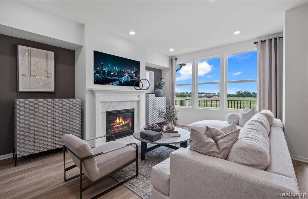 Ann Arbor, MI 48108,5557 E Spaniel Drive