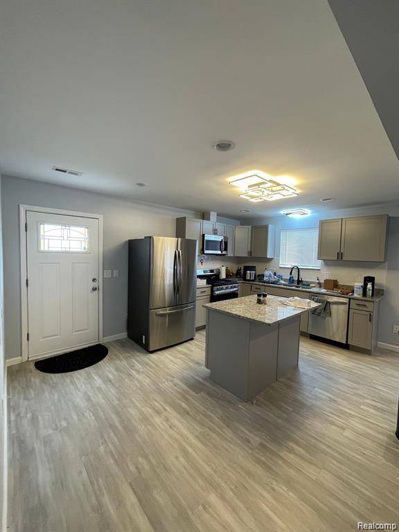 Madison Heights, MI 48071,27865 BRETTONWOODS Street