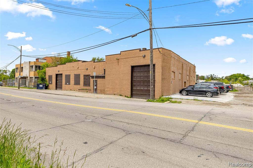 Detroit, MI 48227,12950 LYNDON Street