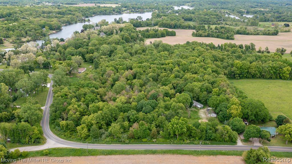 Addison, MI 49220,10531 Devils Lake Highway