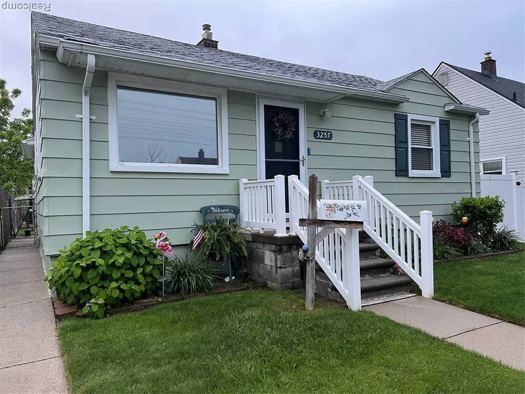 Trenton, MI 48183,3257 John R Street