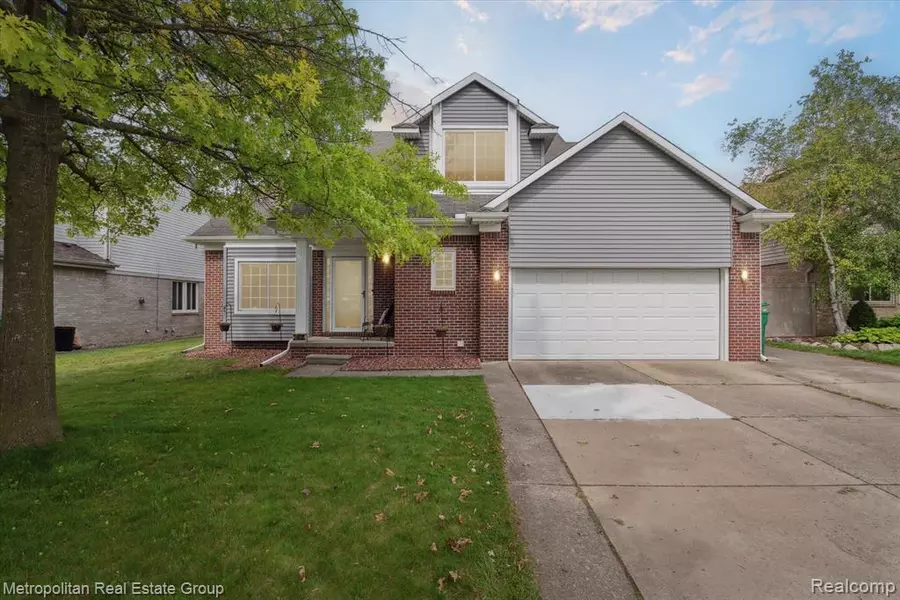 24838 Jennifer Drive, Flat Rock, MI 48134