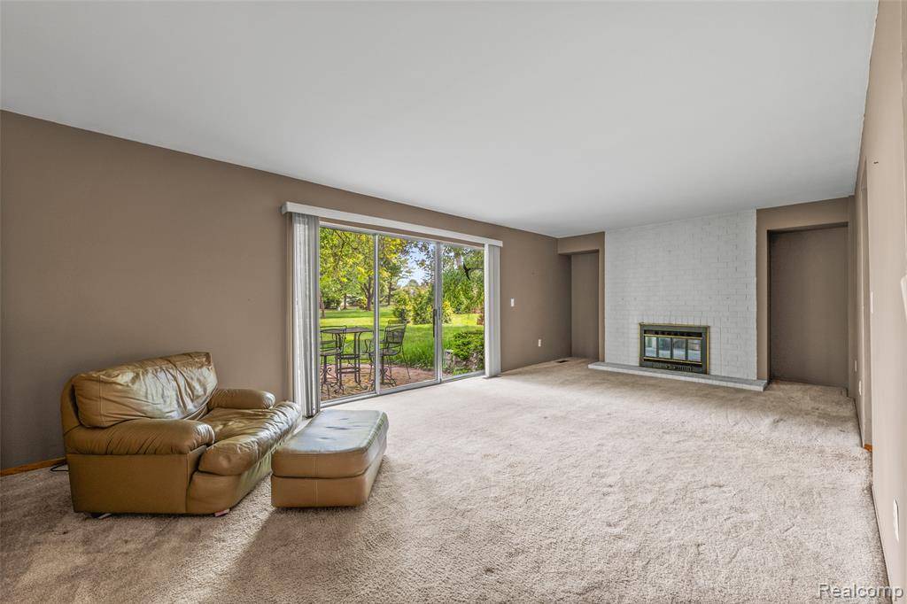 Troy, MI 48098,5138 Bayside Drive