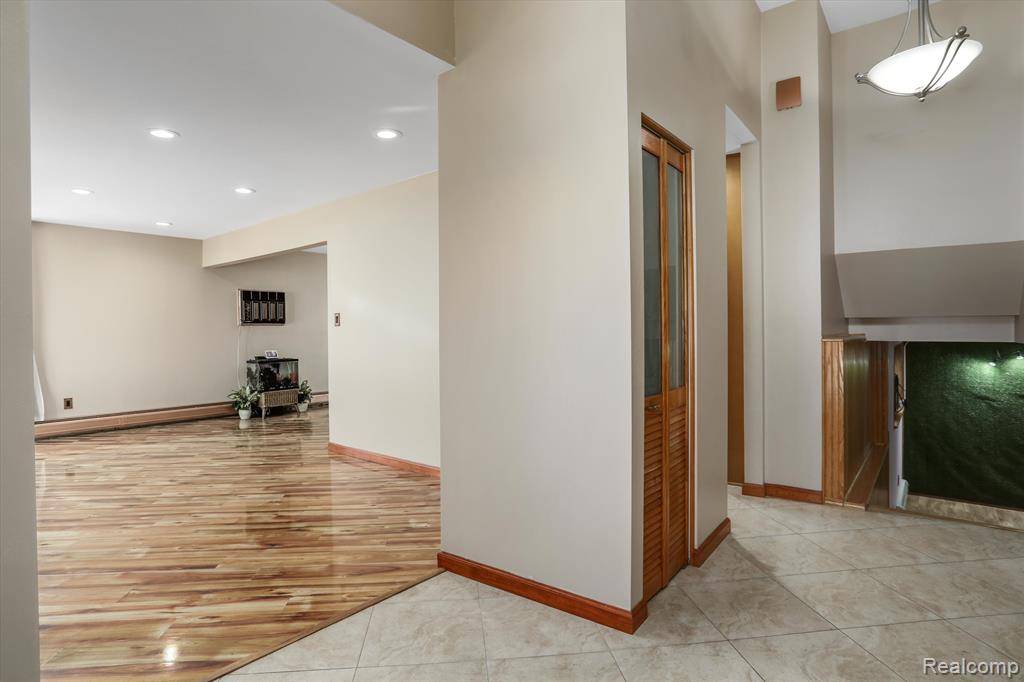 Troy, MI 48098,4173 BRANDYWYNE Drive
