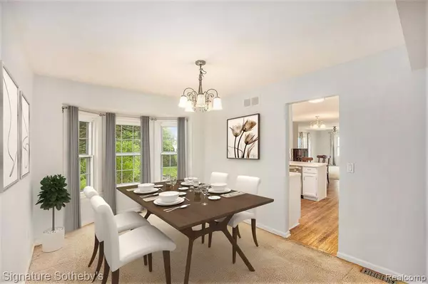 Waterford, MI 48327,7674 Woodside Place