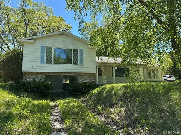 11116 N Bray Road,  Clio,  MI 48420
