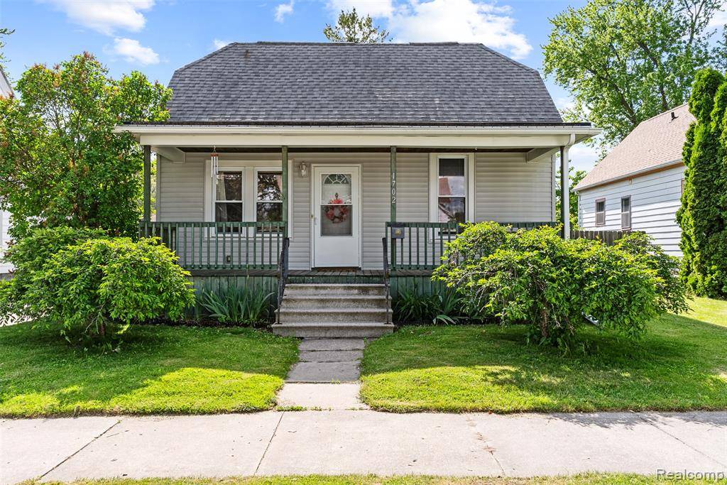 1702 S Chilson Street, Bay City, MI 48706