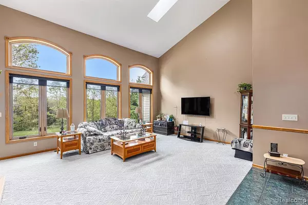 Metamora, MI 48455,1437 RILLVIEW Court