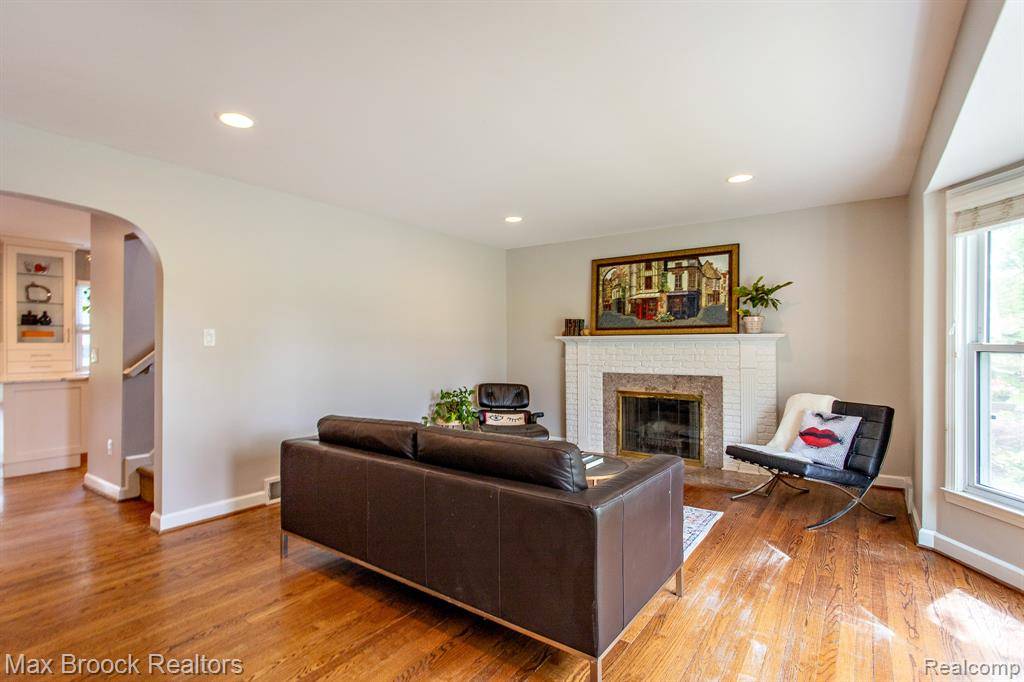 Huntington Woods, MI,10494 Ludlow Avenue