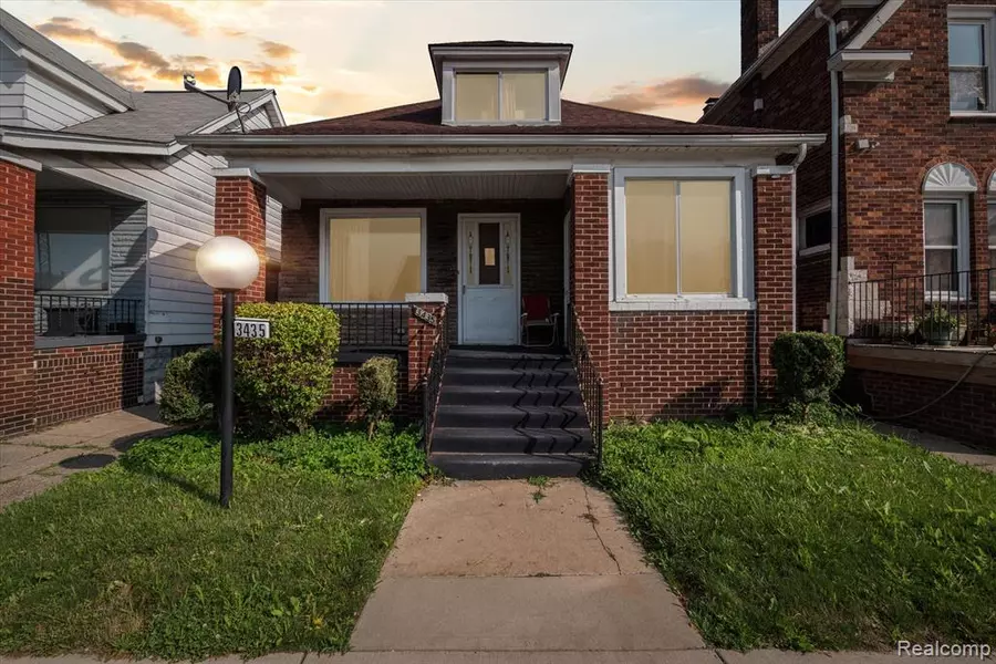3435 Holbrook Street, Hamtramck, MI 48212