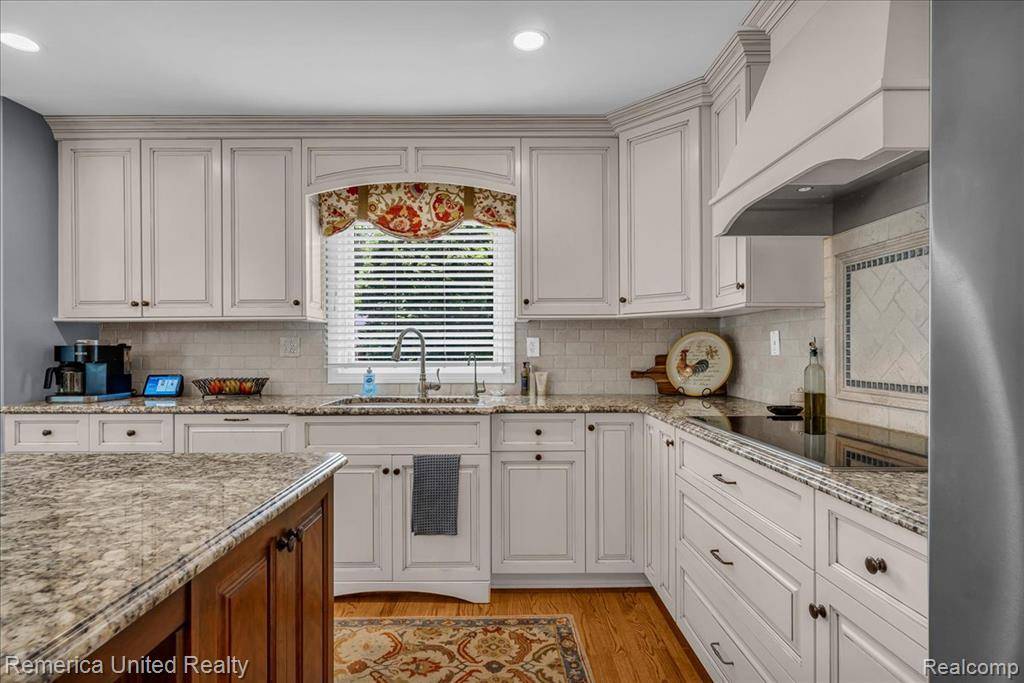 South Lyon, MI 48178,22858 Saint George Circle