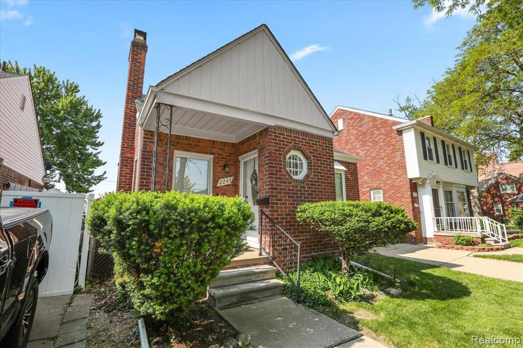 Wyandotte, MI 48192,2245 Vinewood Street