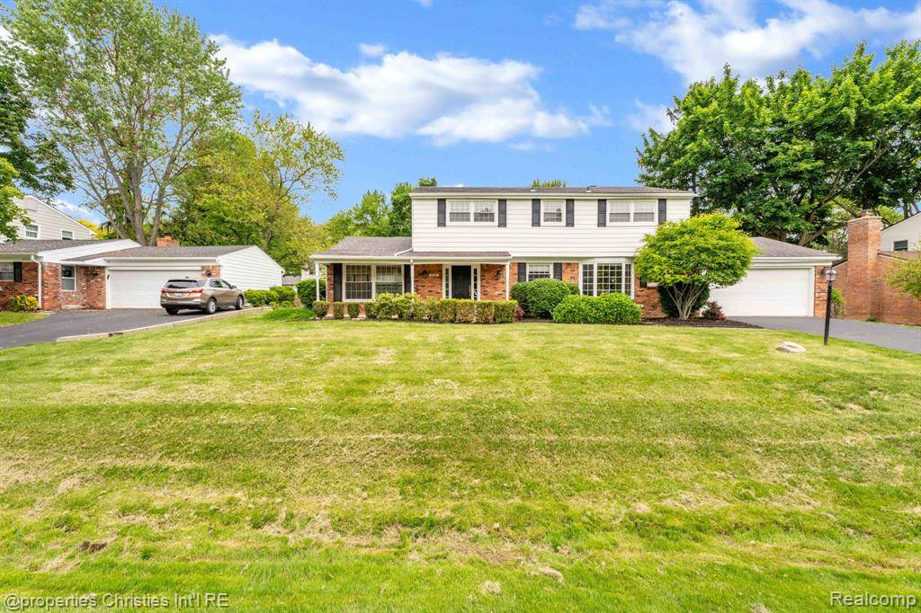 Farmington Hills, MI 48334,30200 Fiddlers Green