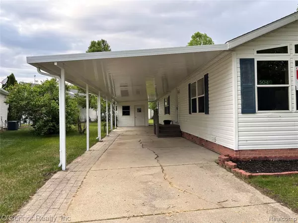 MI,504 Bush Lake Lane
