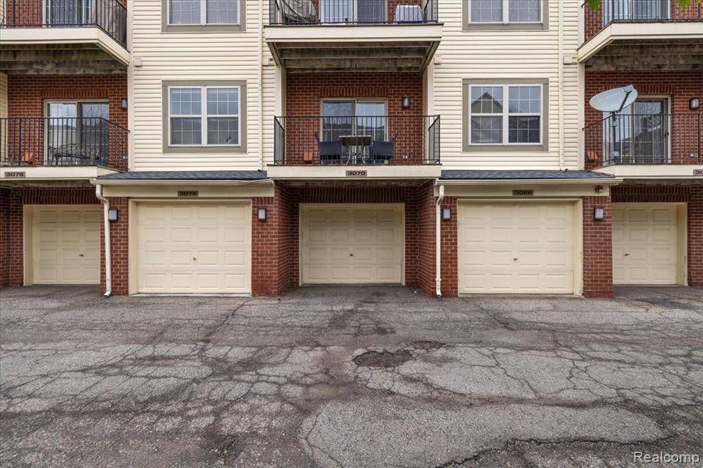 Troy, MI 48084,3070 Camden Drive