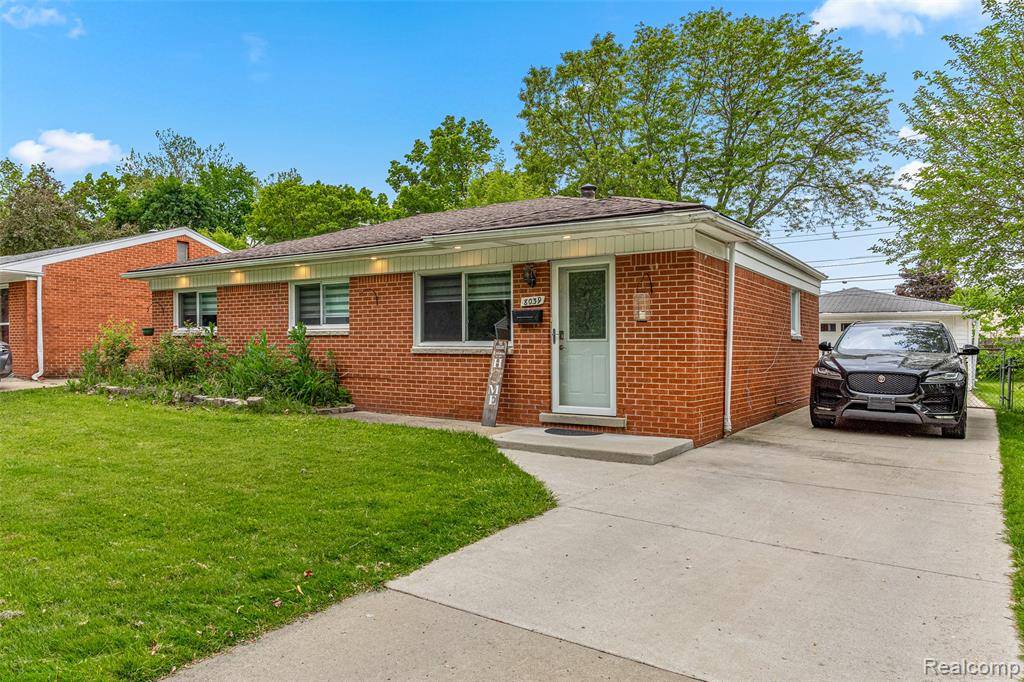 Dearborn Heights, MI 48127,8039 Nightingale Street