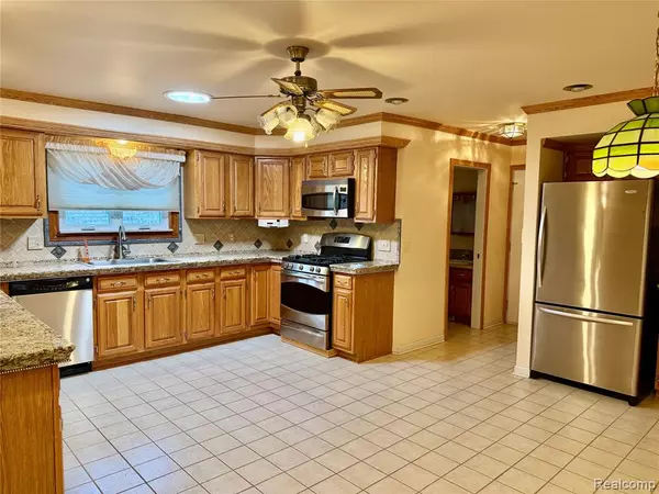 Westland, MI,7411 N Farmington Road